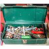 Image 1 : GREEN TOOL BOX WITH ASSORTED TOOLS