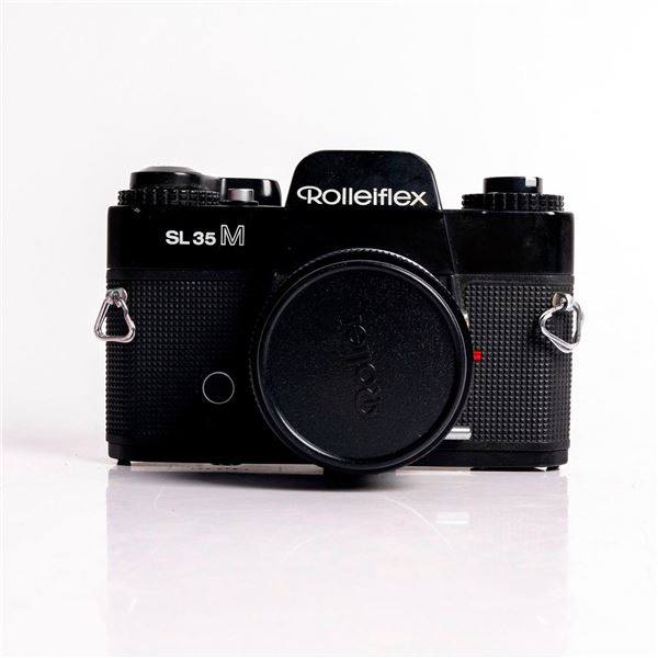 ROLLEIFLEX SL 35M CAMERA