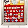 Image 4 : A COLLECTION OF POLITICAL PIN BACK BUTTONS
