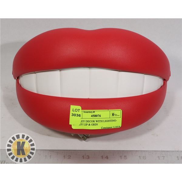 1 SMILEY DECOR WITH LIGHTING- SMILEY LIP & GRIN