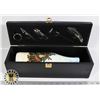 Image 1 : WINE OPENING SET AND DECORATIVE WINE BOTTLE + CASE