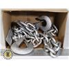 Image 1 : 2 HEAVY-DUTY TOWING CHAINS WITH HOOK