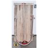 Image 1 : VINTAGE WOOD KIDS SLEIGH