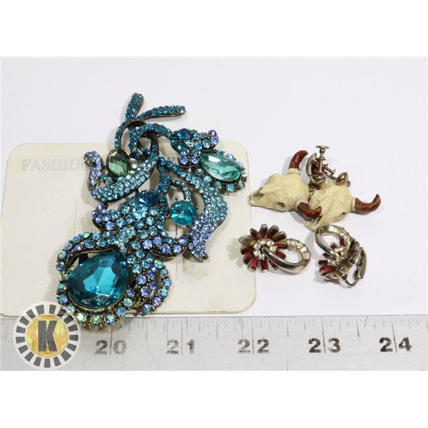 SMALL BAG OF FASHION JEWELRY