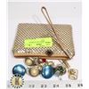 Image 1 : FASHION JEWELRY IN SMALL STORAGE BAG