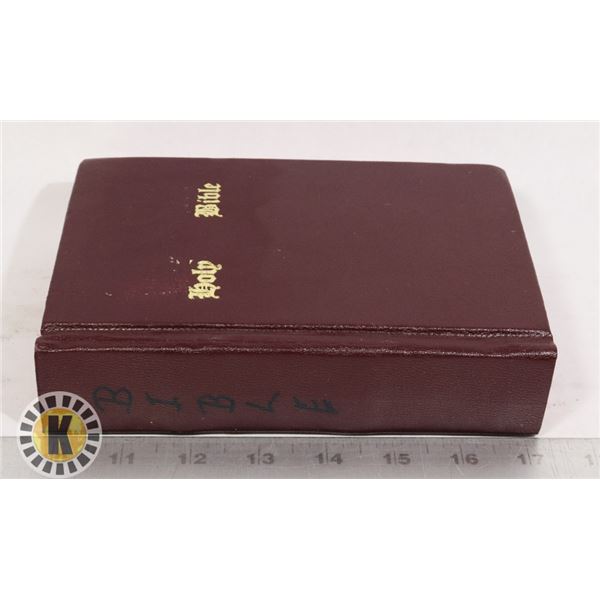1933 HOLY BIBLE