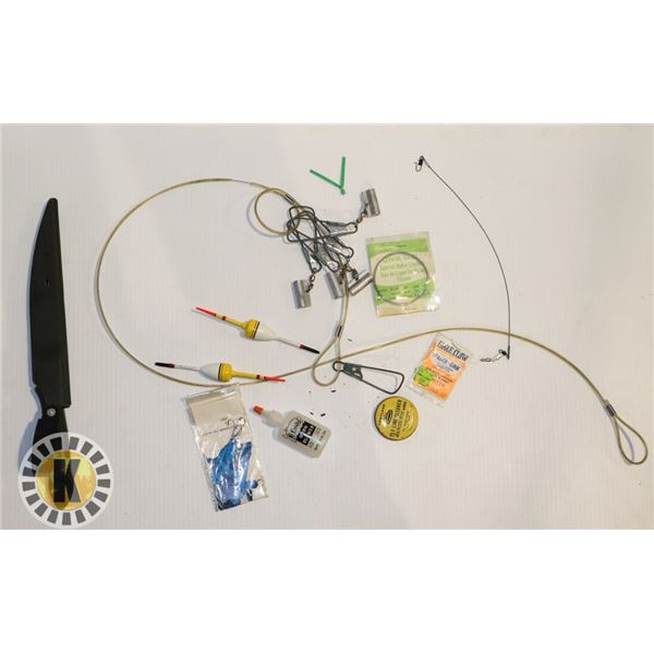 BAG OF FISHING ACCESSORIES