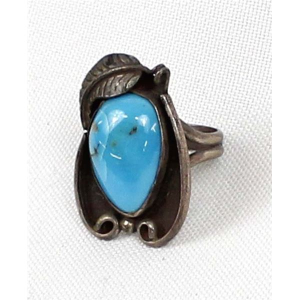 Navajo Old Pawn Sterling Turquoise Ring, Size 6.5