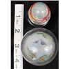 Image 13 : 2 Oriental Reverse Painted Glass Orbs