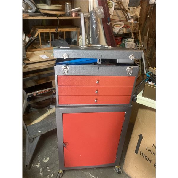 Tool cabinet and contents Cat C