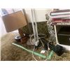 Image 5 : Floor lamp, tables lamps and desk lamps Cat A