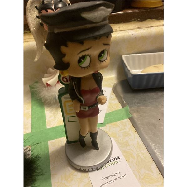 Betty Boop Bobblehead Cat A