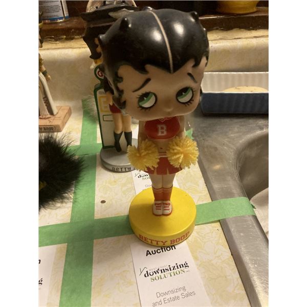 Betty Boop Bobblehead Cat A