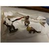 Image 4 : Miniature metal figures Cat A