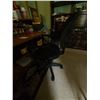 Image 12 : Desk chair cupboards Cat C