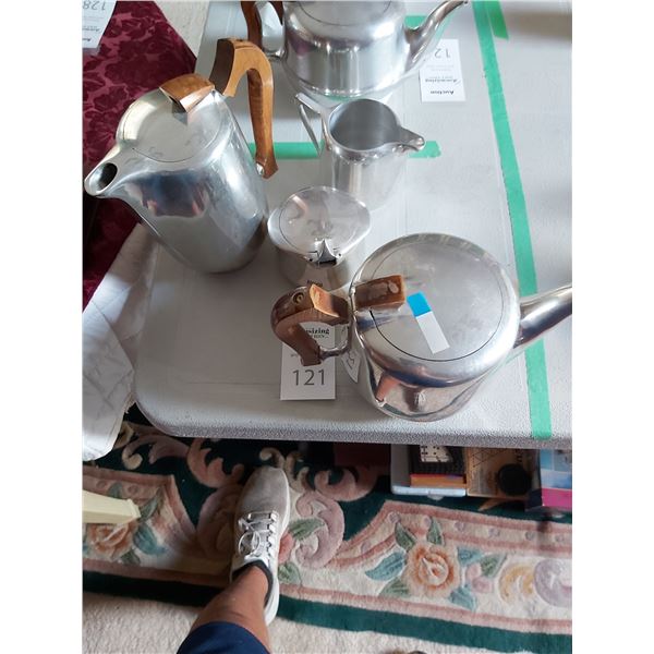 Picquot Tea Set Cat B