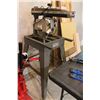Image 1 : Black and Decker Radial Arm Saw 3" Cut
