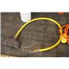 Image 3 : 2 Extension Cords (1 Lighted End)