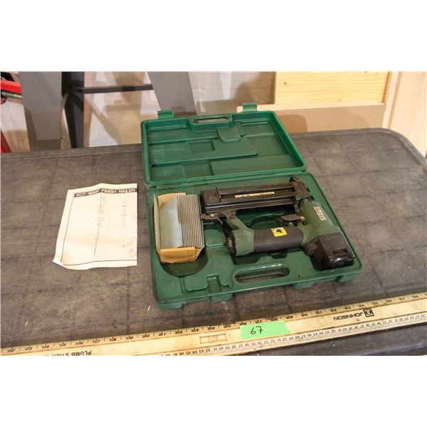 Superior Finish Nailer and Case