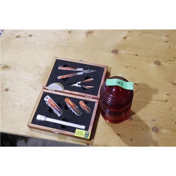 Runway Light and Knife Set