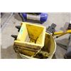 Image 3 : Shop Mop Floor Pails Plus Squeegees, Scrubbers