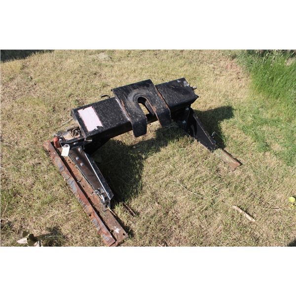 D.S.P 5th Wheel Hitch Was on 2009 Dodge Ram