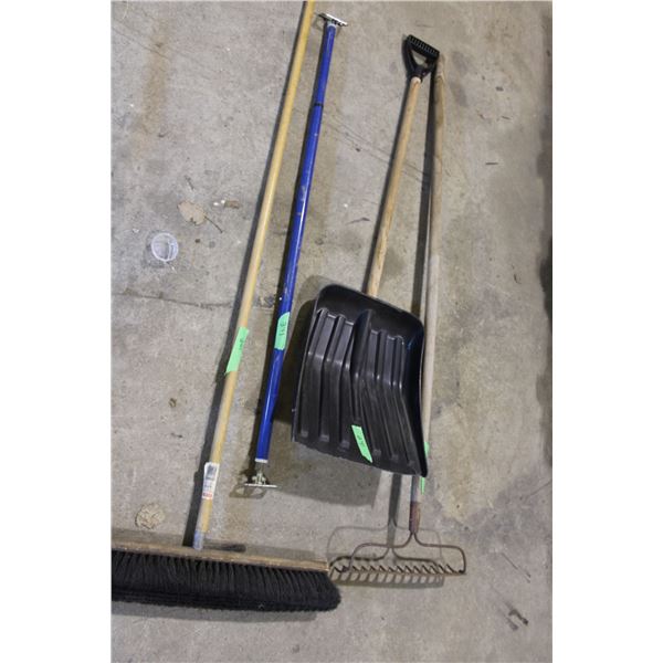 Rake Broom Plastic Shovel Drywall Post