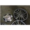 Image 3 : 4 Hubcaps