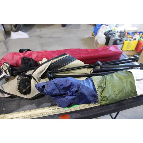 Tent (No Pegs) 2 Folding Lawn Chairs