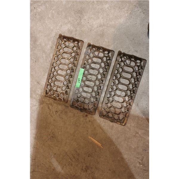 Vintage Grates (3)