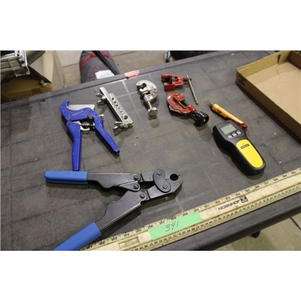 PVC Water Pipe Clamp and Cutter