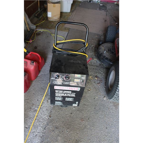 Motomaster Battery Charger and Engine Starter