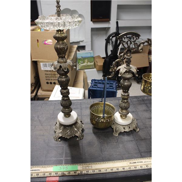 Ashtray and Set of Scales Complete Set