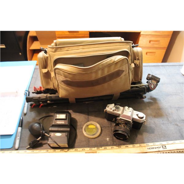 Nishika Camera and Case Tripod and Accessories