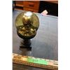 Image 1 : Snow Globe