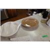 Image 1 : 2 Platters Glass Plates