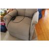 Image 2 : Automatic Power Lift Reclining Chair