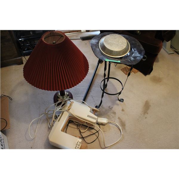 Lamp Water Agitator and Metal Stand Mister with Lights