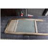 Image 4 : Vintage Wash Board