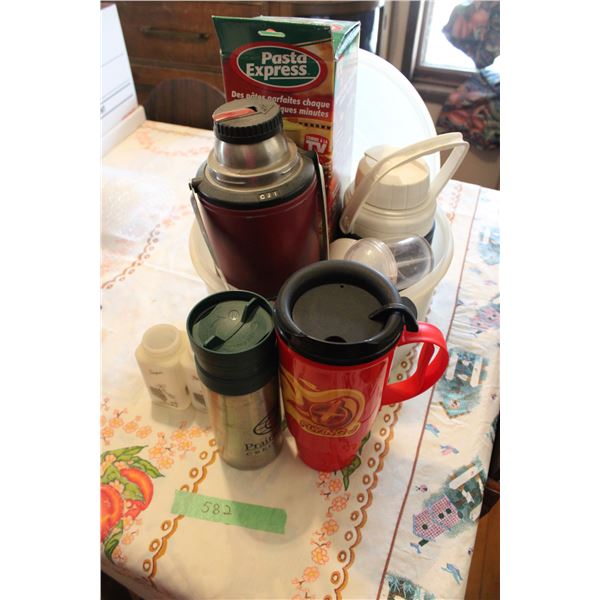 Thermoses Collector Salt and Pepper with No Tops