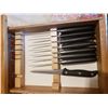 Image 2 : Box of serrated kitchen knives