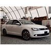 Image 10 : H6C --  2013 VW JETTA TSI HYBRID , White , 182393  KM's