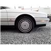 Image 17 : H4 --  1988 CADILLAC ALLANTE CONVERTIBLE , White , 176397  KM's