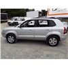 Image 8 : D5 --  2007 HYUNDAI TUCSON GL AWD  , Grey , 235788  KM's