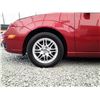 Image 16 : H6 --  2005 FORD FOCUS ZX4 , Red , 175413  KM's