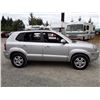 Image 4 : D5 --  2007 HYUNDAI TUCSON GL AWD  , Grey , 235788  KM's