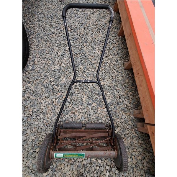 855 --  Home Gardener 18" Reel Mower