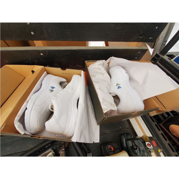 877 --  2 Pair of Brand New In the Box Kaepa Shoes