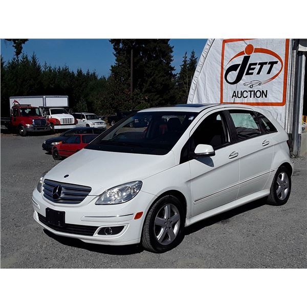 I1 --  2007 MERCEDES B200  , White , 226899  KM's