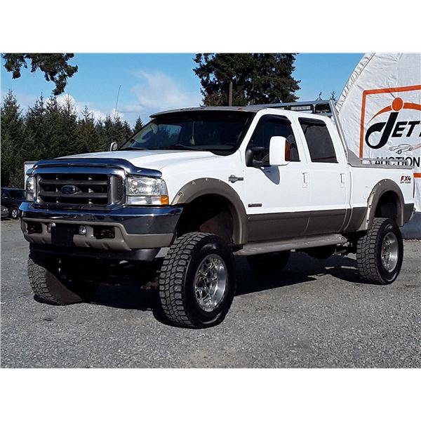 J1 --  2003 FORD F350 LARIAT KING RANCH 4X4 S.D. , White , 238350  KM's